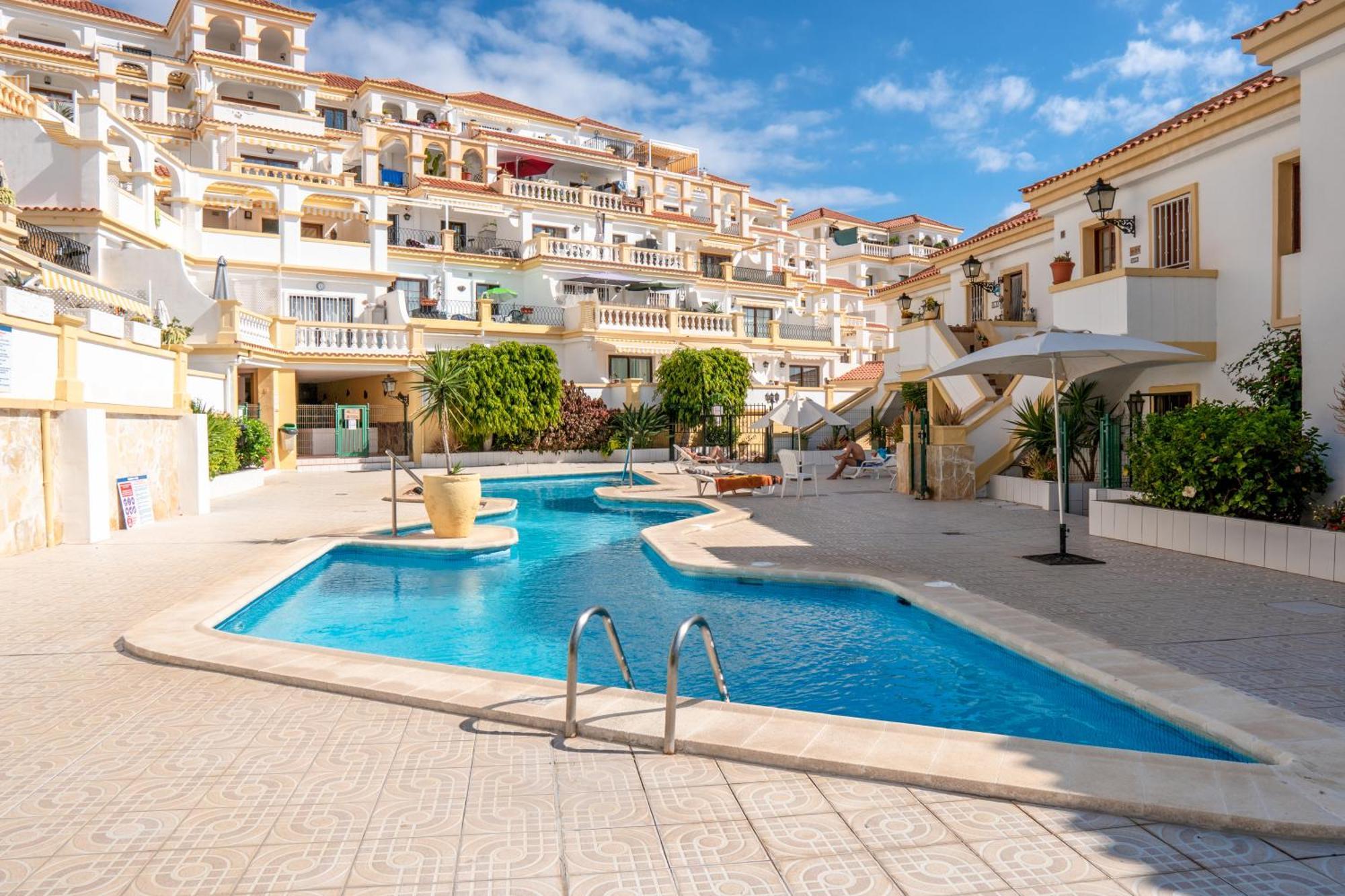 Апартаменты Hipnautic Vibes 1Br Apt W-Poolocean View Near Aqualand, Wifi, Netflix, Free Parking, 2 Pools Access Адехе Экстерьер фото